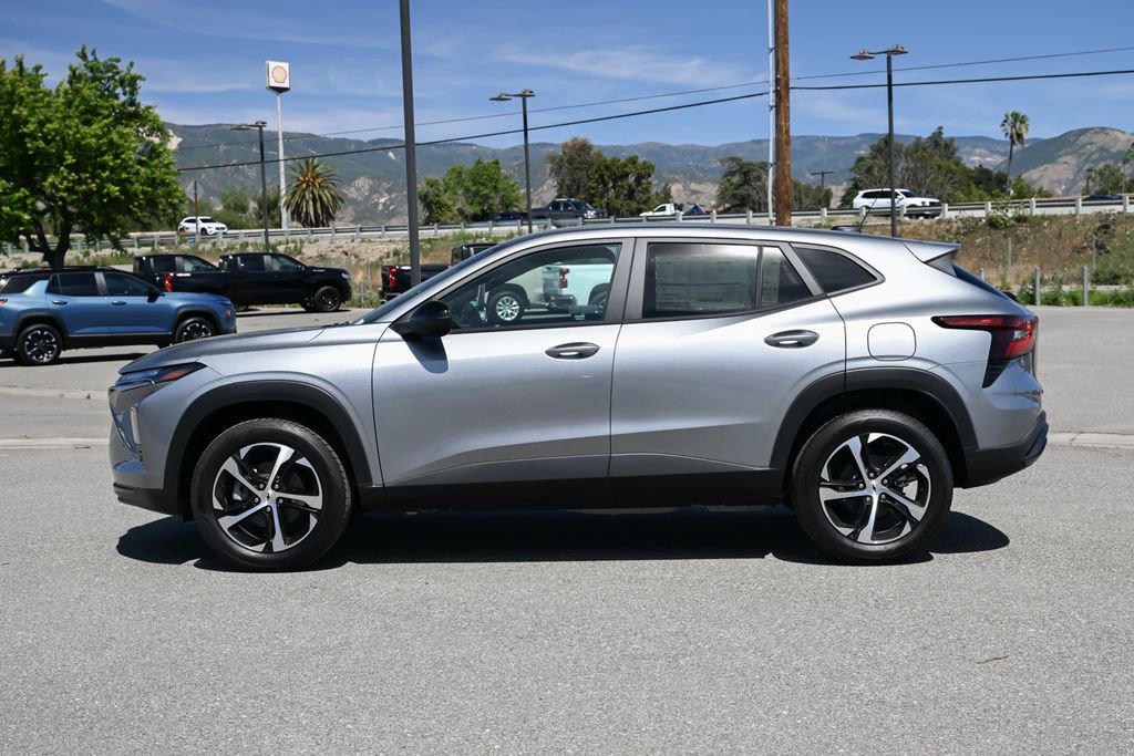 New 2026 Chevrolet Trax RS FWD image 7