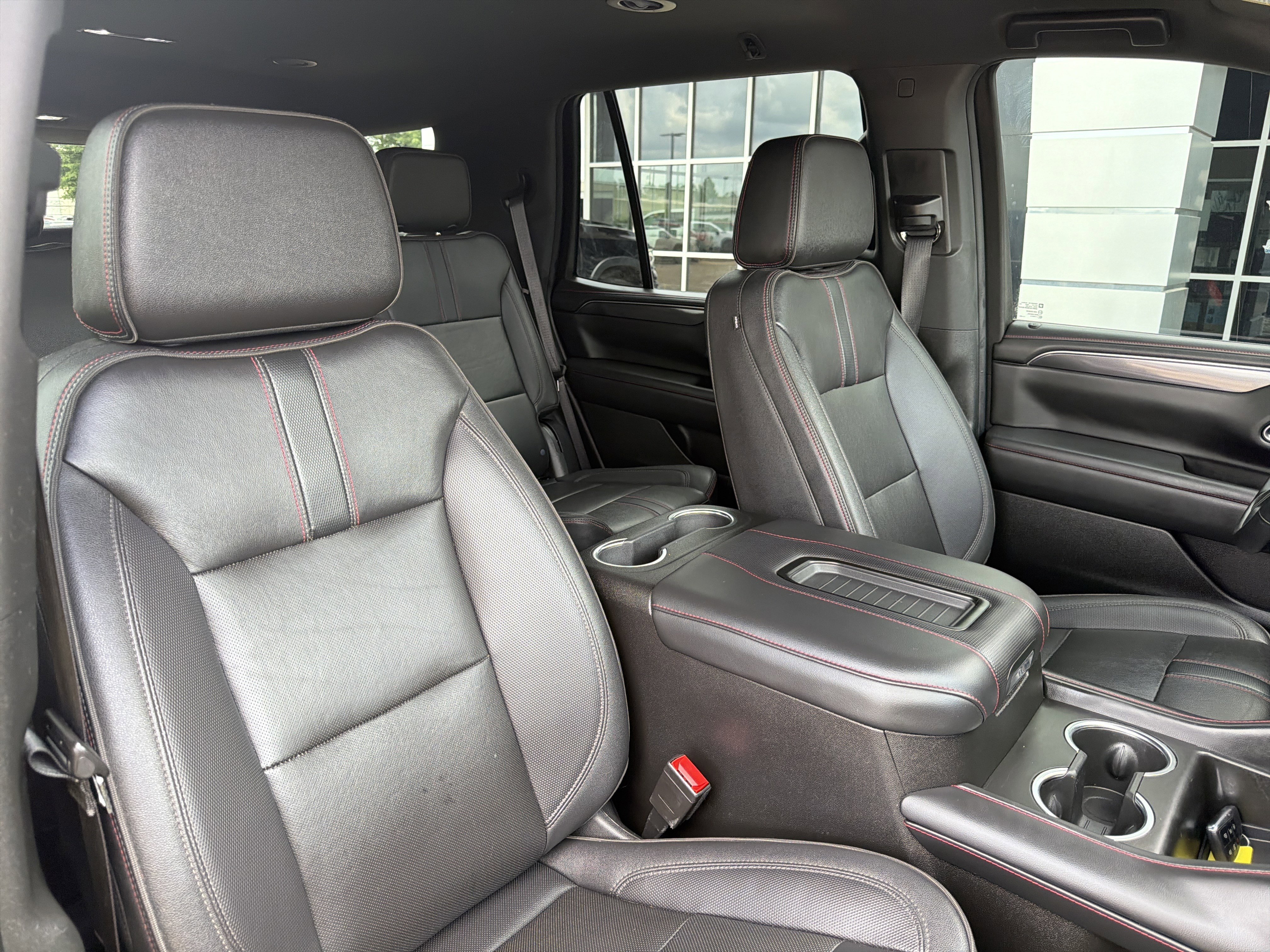 Used 2023 Chevrolet Tahoe RST w/ RST Performance Edition AWD/4WD image 7