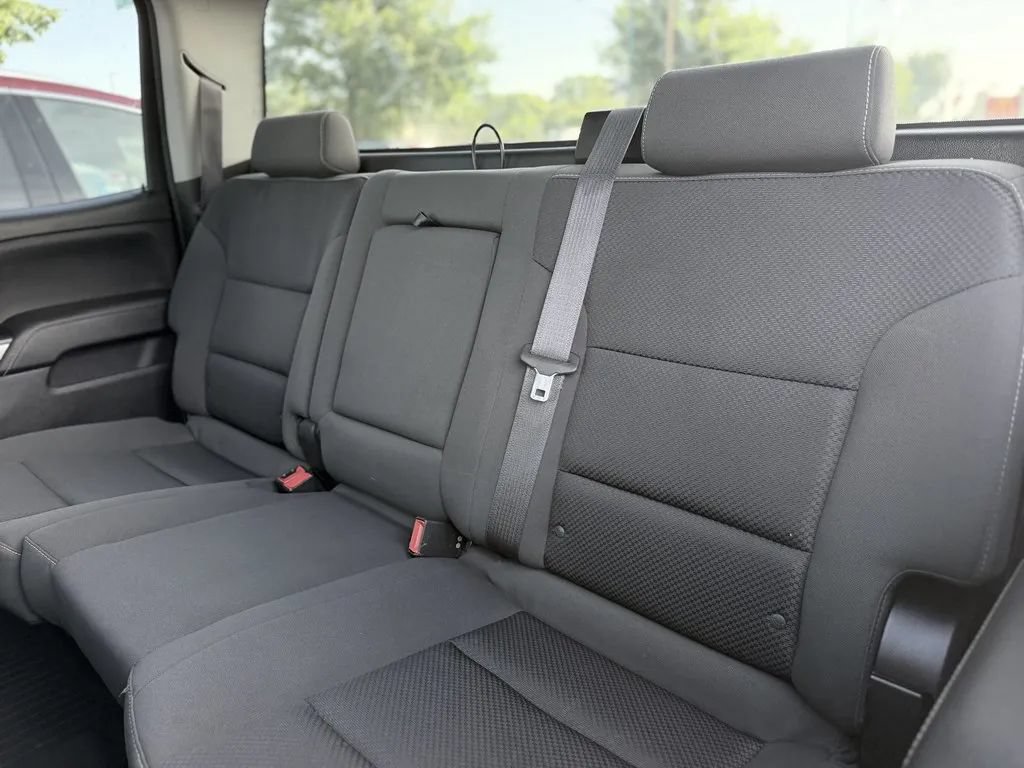 Used 2017 Chevrolet Silverado 1500 LT w/ All Star Edition AWD/4WD image 17