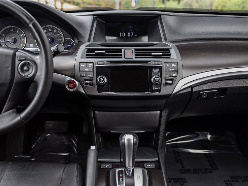 Used 2014 Honda Crosstour EX-L image 17