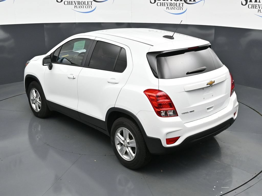 Used 2022 Chevrolet Trax LS w/ Tint and Cruise Package AWD/4WD image 22