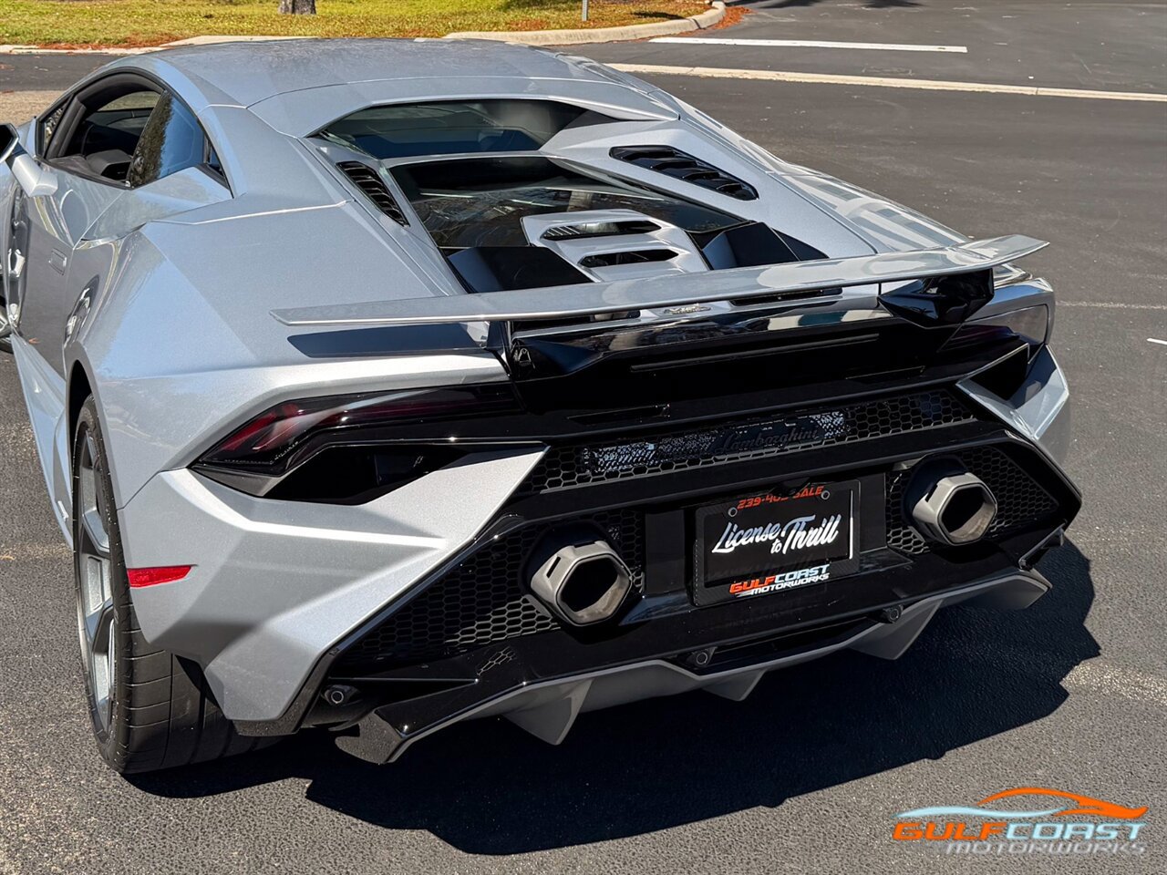 Used 2023 Lamborghini Huracan Tecnica image 57