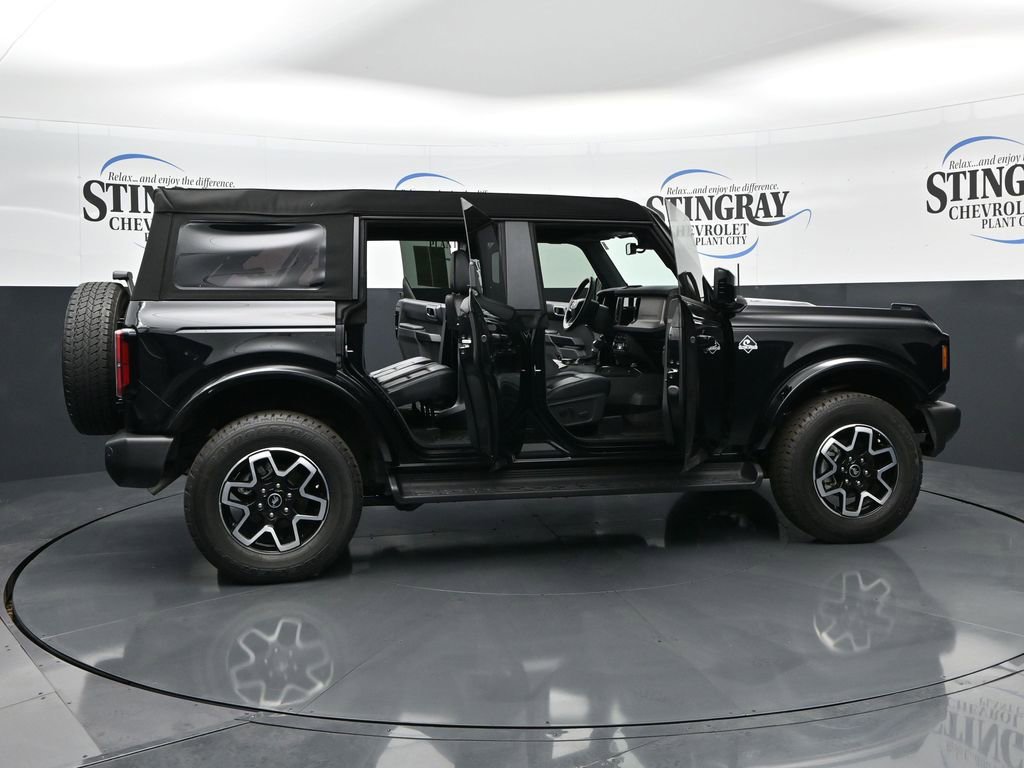 Used 2025 Ford Bronco Outer Banks image 27