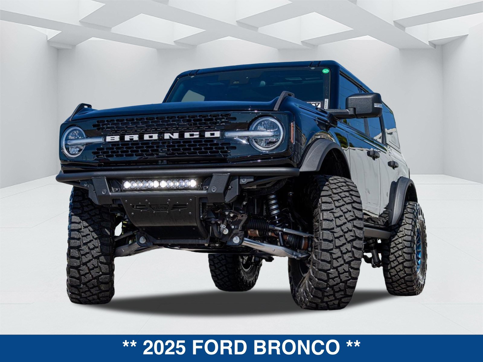 Used 2025 Ford Bronco Badlands AWD/4WD image 22