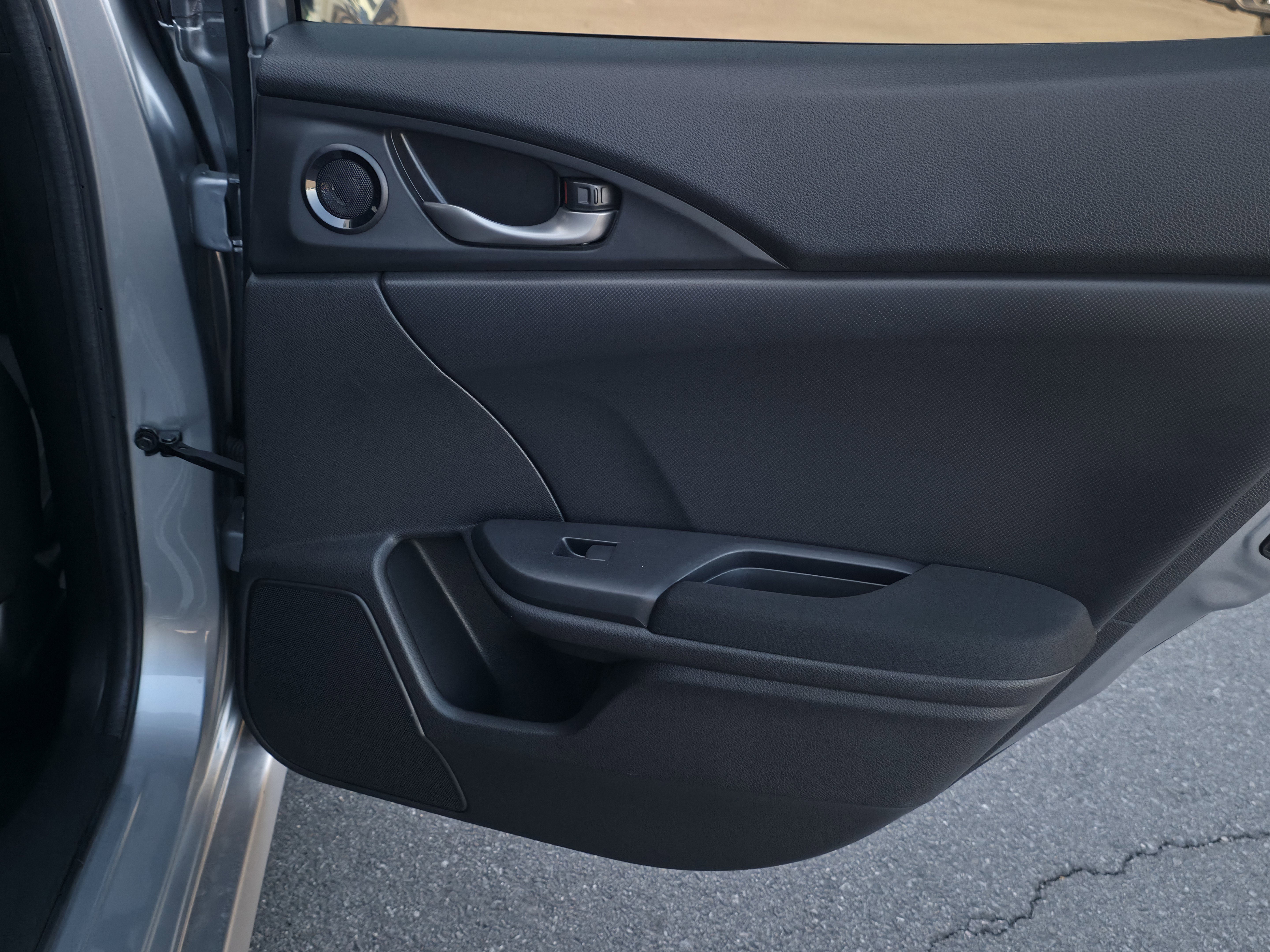 Used 2019 Honda Civic EX image 29