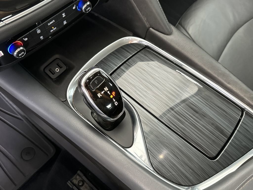 Used 2018 Buick Enclave Essence w/ Trailering Package image 28
