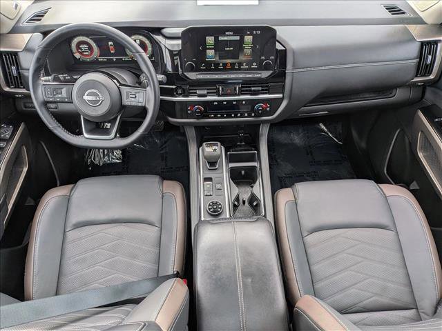 Used 2025 Nissan Pathfinder Platinum w/ Cargo Package image 19