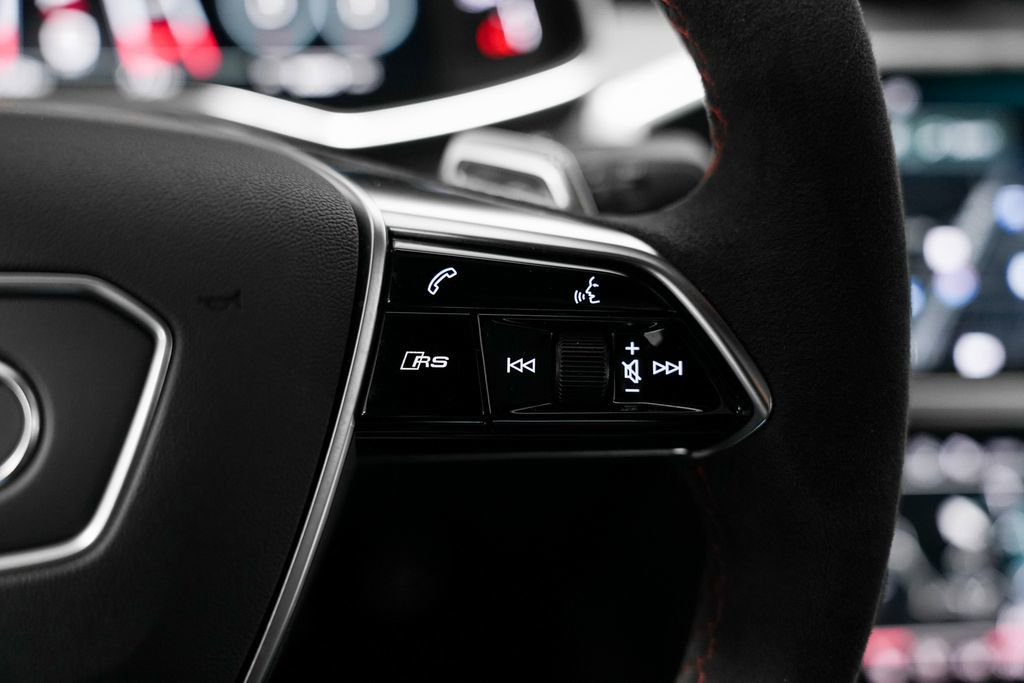 Used 2023 Audi RS 7 Sportback w/ Black Optic Package image 16