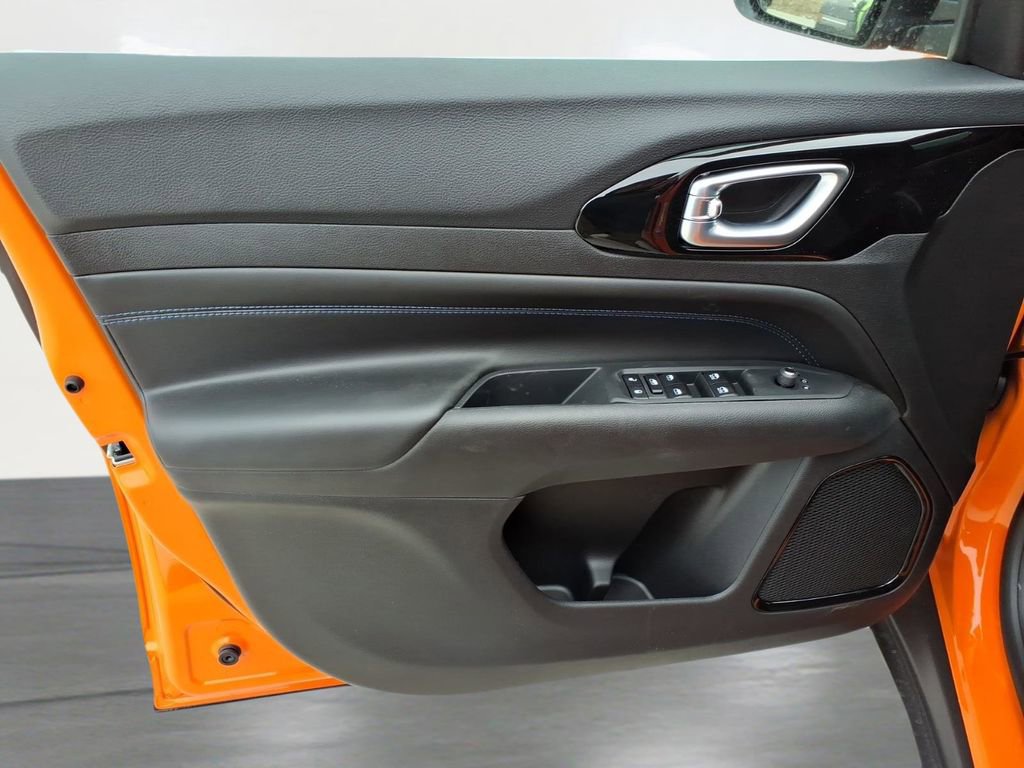 New 2026 Jeep Compass Latitude image 14