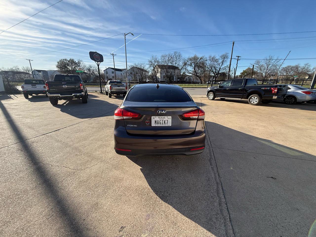 Used 2018 Kia Forte LX image 4