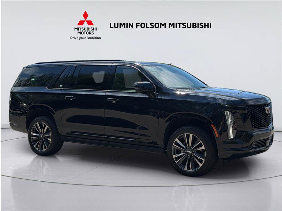 Used 2025 Cadillac Escalade ESV Sport w/ Touring Package AWD/4WD image 7