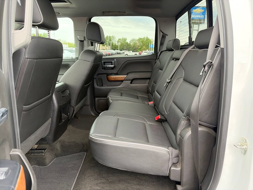 Used 2018 Chevrolet Silverado 1500 High Country AWD/4WD image 32