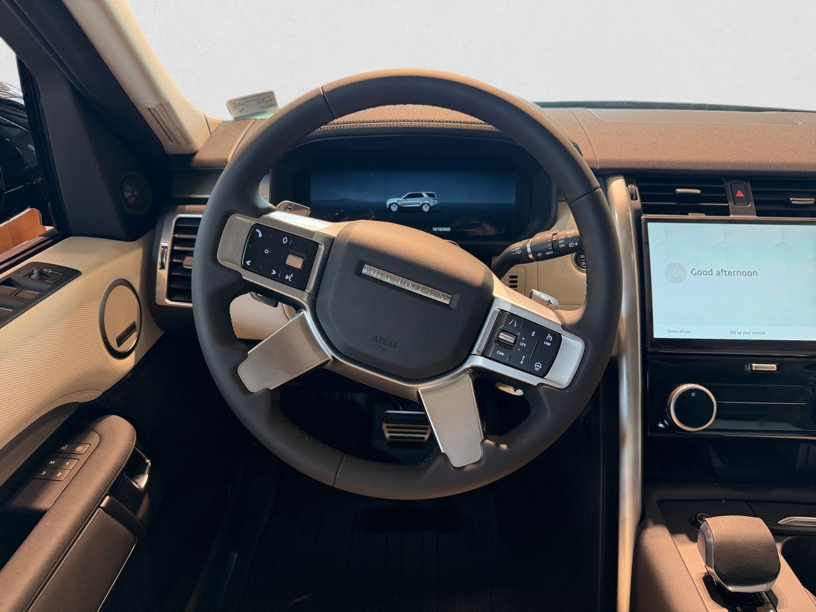 New 2026 Land Rover Discovery Limited Edition image 14