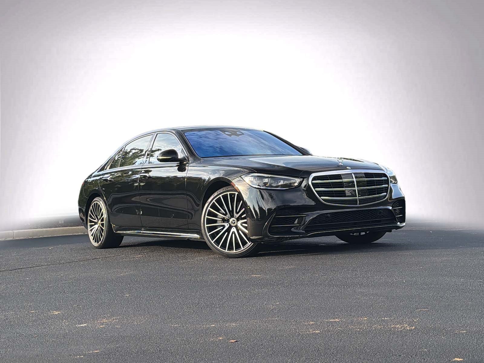 Used 2023 Mercedes-Benz S 580 4MATIC Sedan image 2