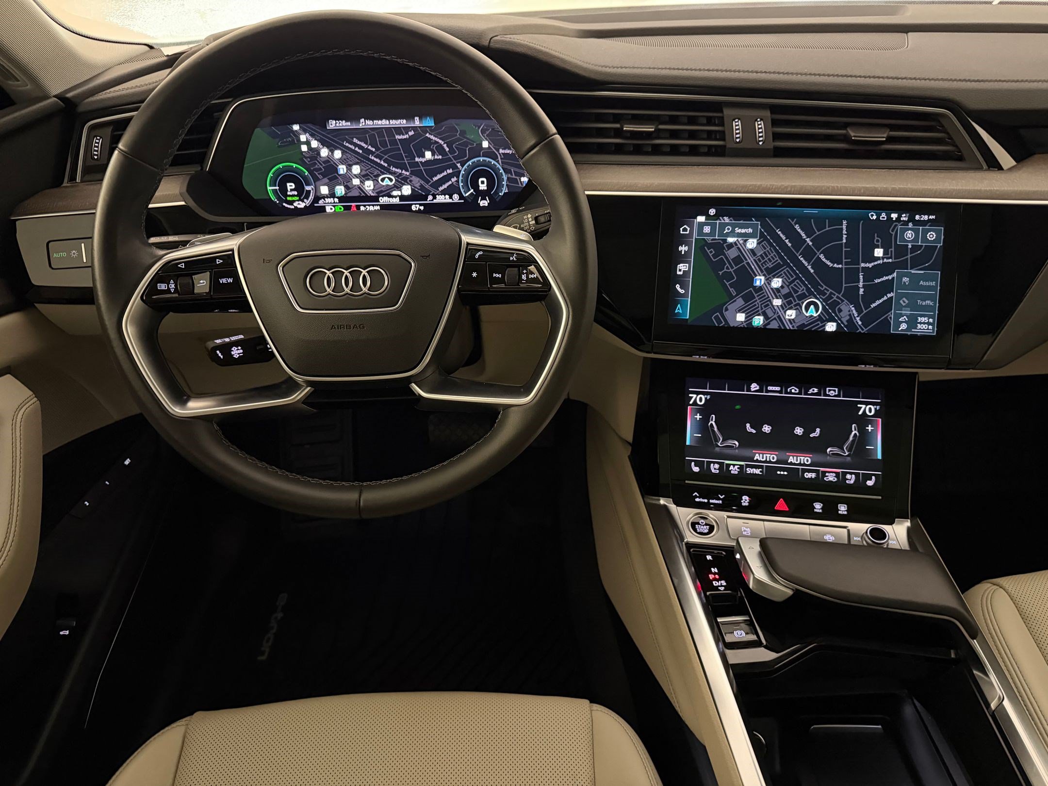 Certified 2023 Audi e-tron Premium Plus w/ Premium Plus Package AWD/4WD image 31