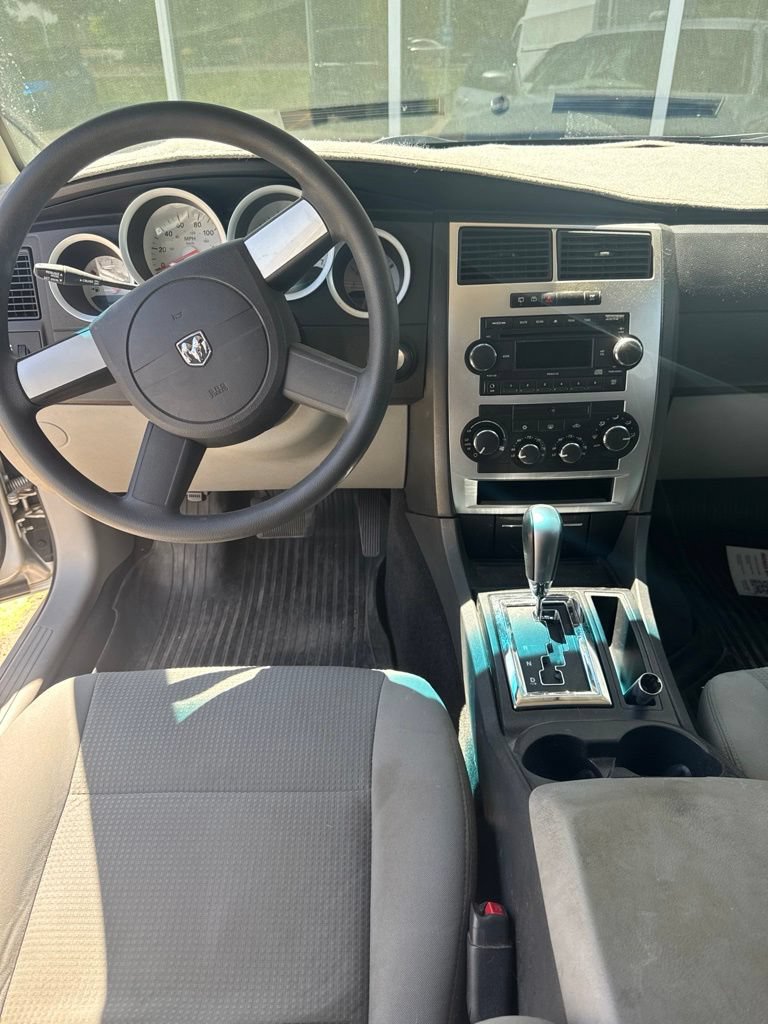 Used 2007 Dodge Magnum SXT w/ Convenience Group III AWD/4WD image 8