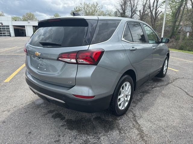 Used 2024 Chevrolet Equinox LT FWD image 3