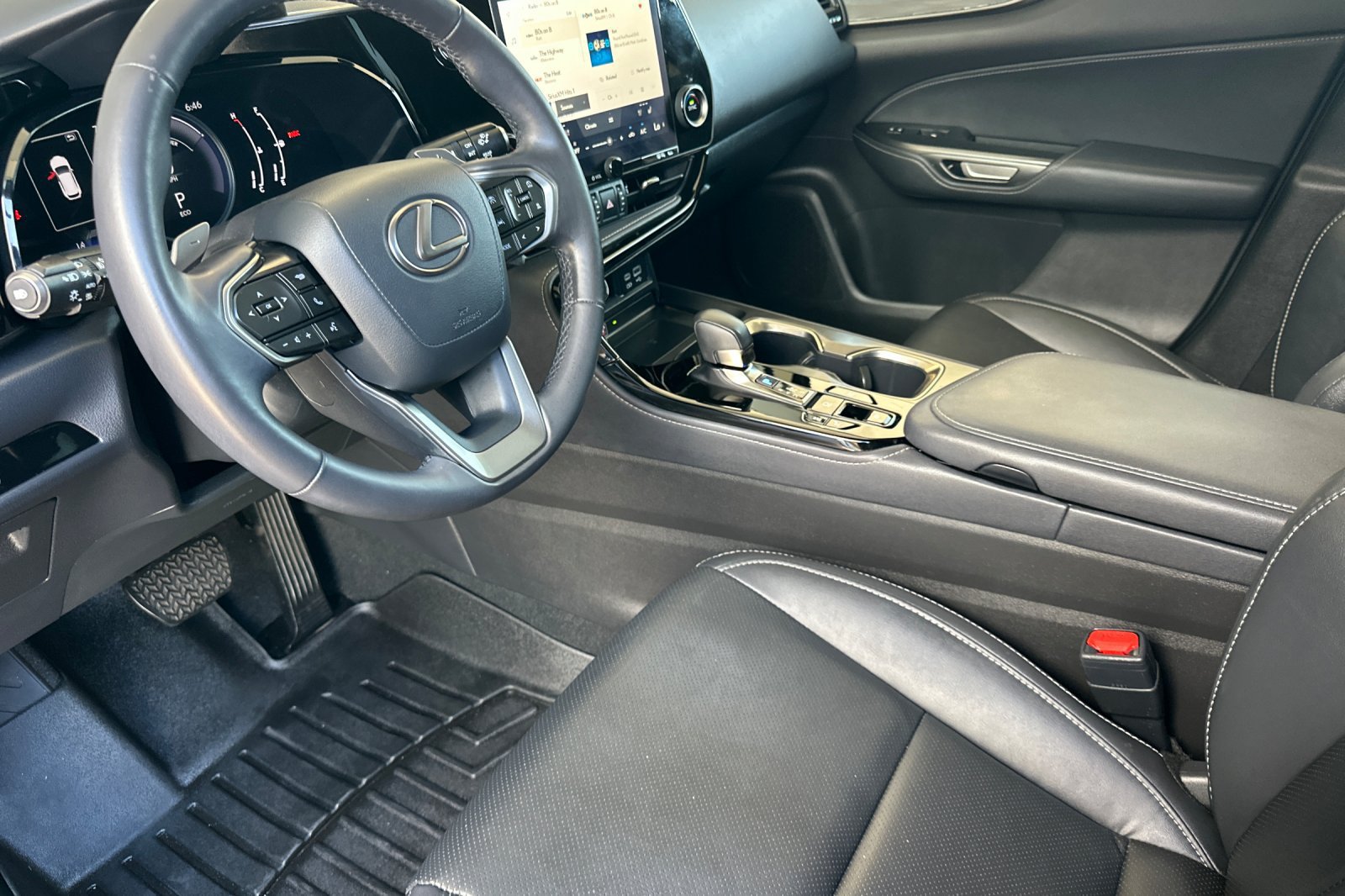 Certified 2024 Lexus NX 350h AWD image 7