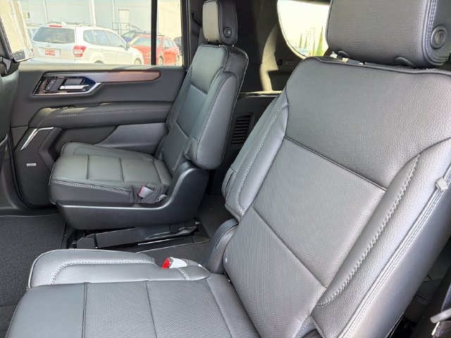 New 2026 GMC Yukon XL Denali w/ Denali Reserve Package AWD/4WD image 19