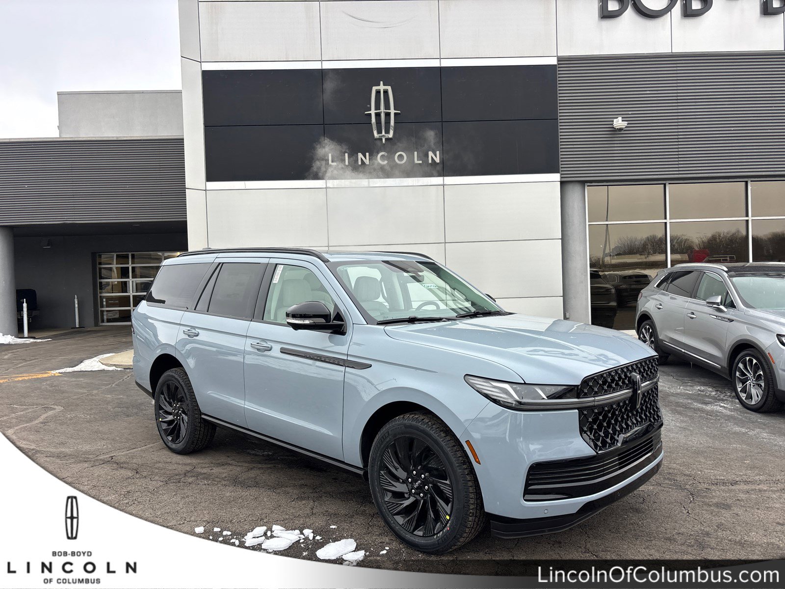 New 2026 Lincoln Navigator Reserve w/ Jet Appearance Package video 1