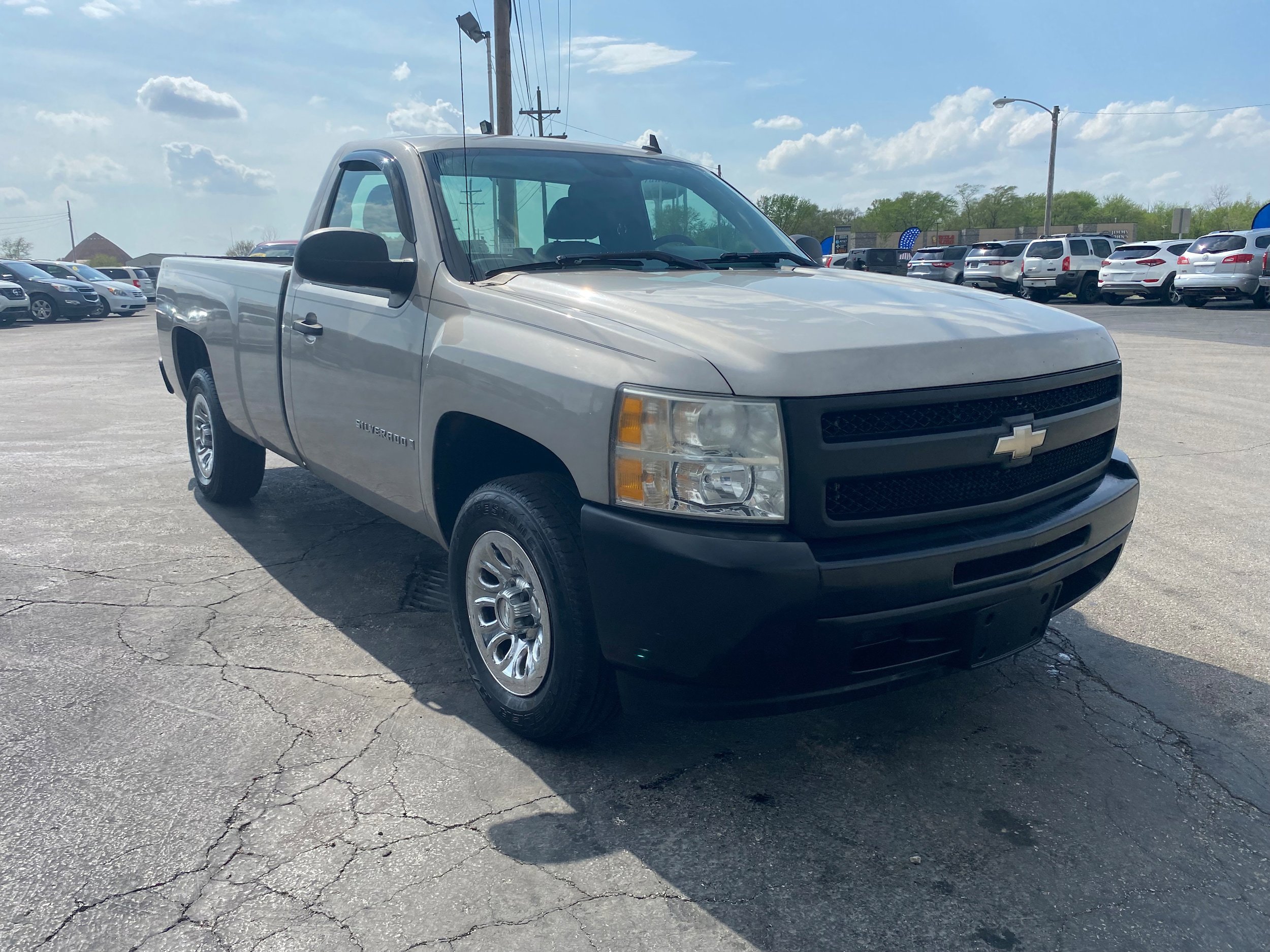 Used 2009 Chevrolet Silverado 1500 W/T RWD image 3