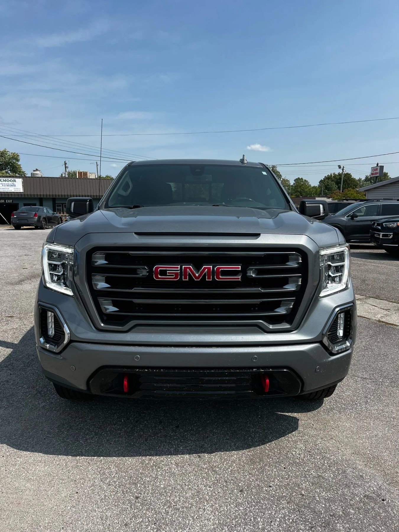 Used 2022 GMC Sierra 1500 AT4 w/ AT4 Premium Package image 2