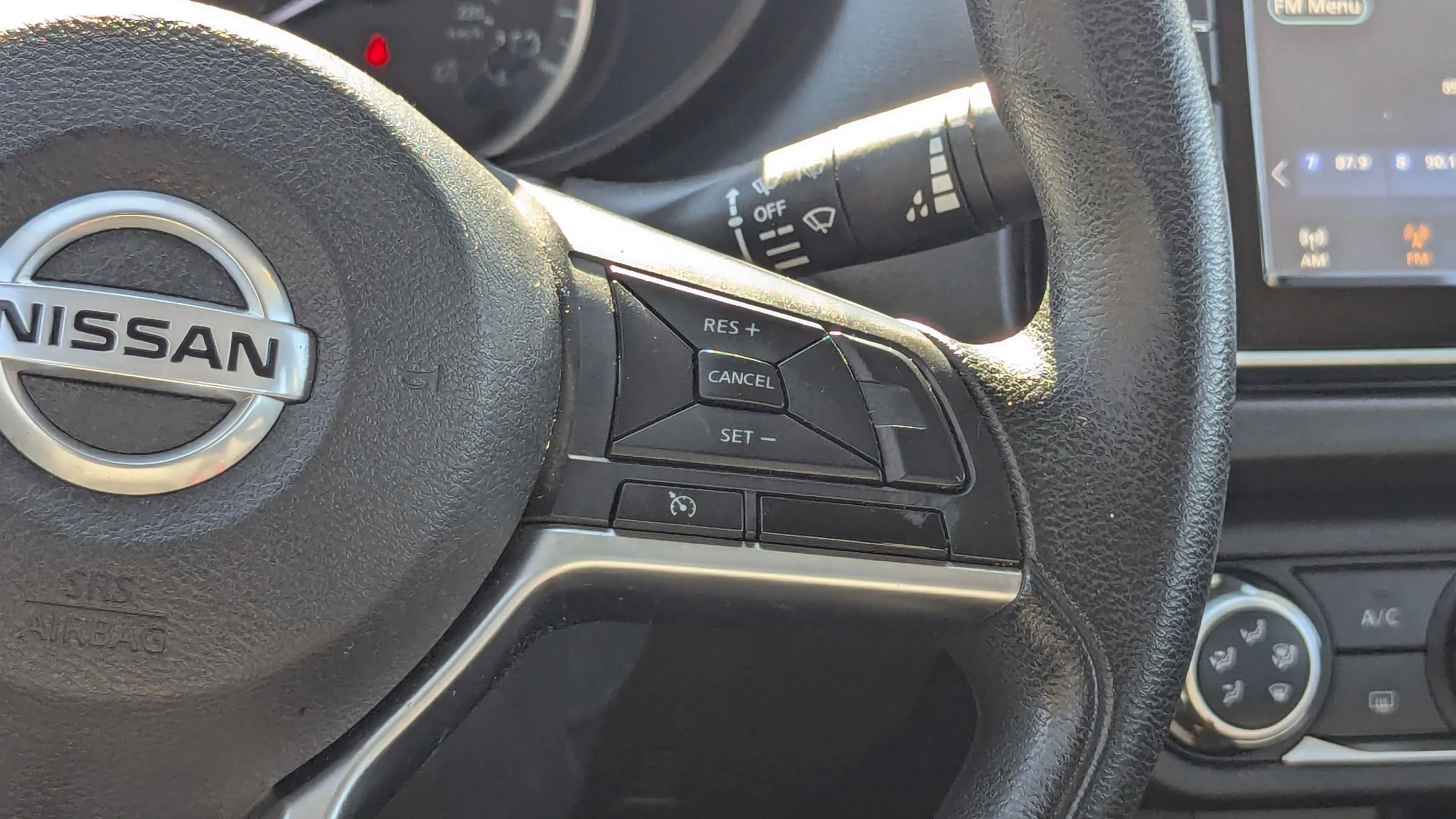 Used 2020 Nissan Versa S FWD image 19