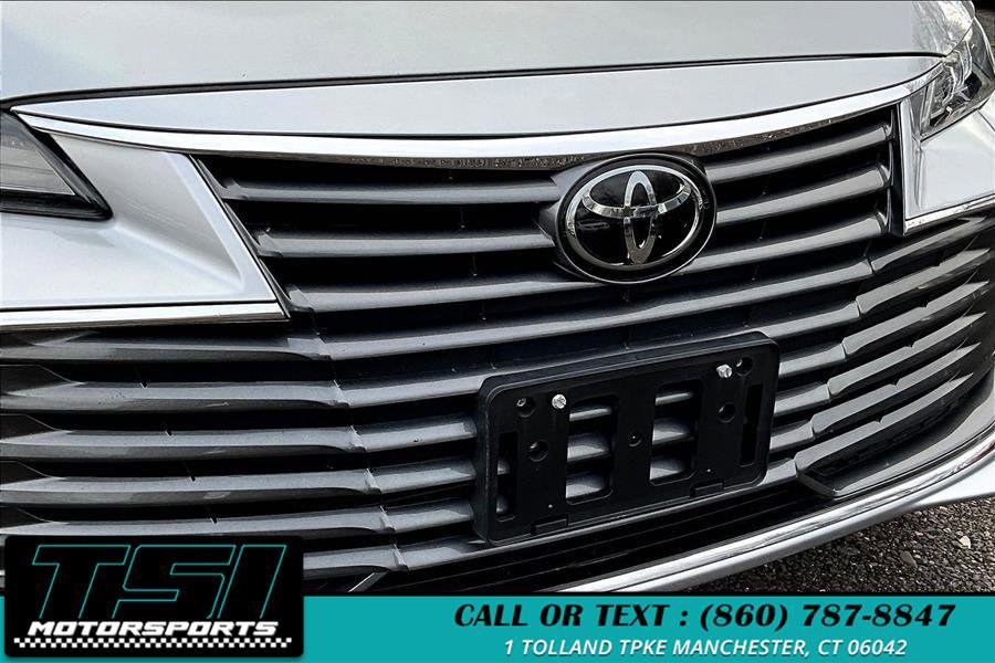 Used 2019 Toyota Avalon XLE FWD image 28