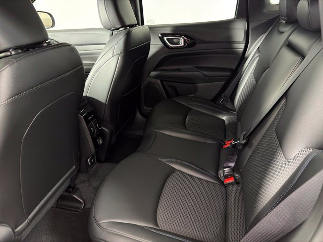 New 2026 Jeep Compass Latitude AWD/4WD image 10