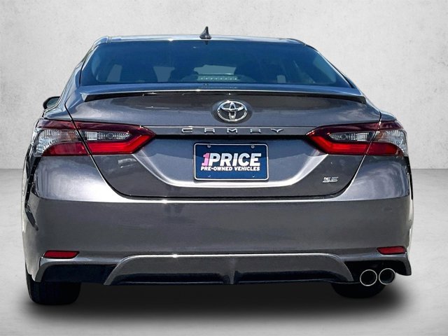 Used 2024 Toyota Camry SE FWD image 4
