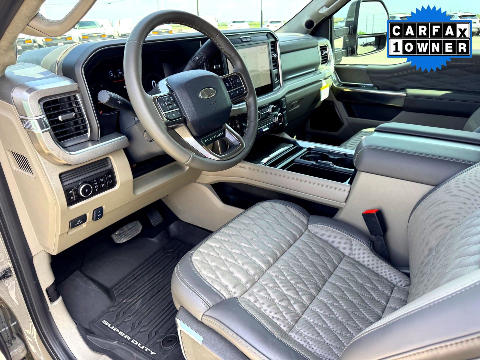 Used 2026 Ford F250 Platinum w/ Platinum Plus Package image 11