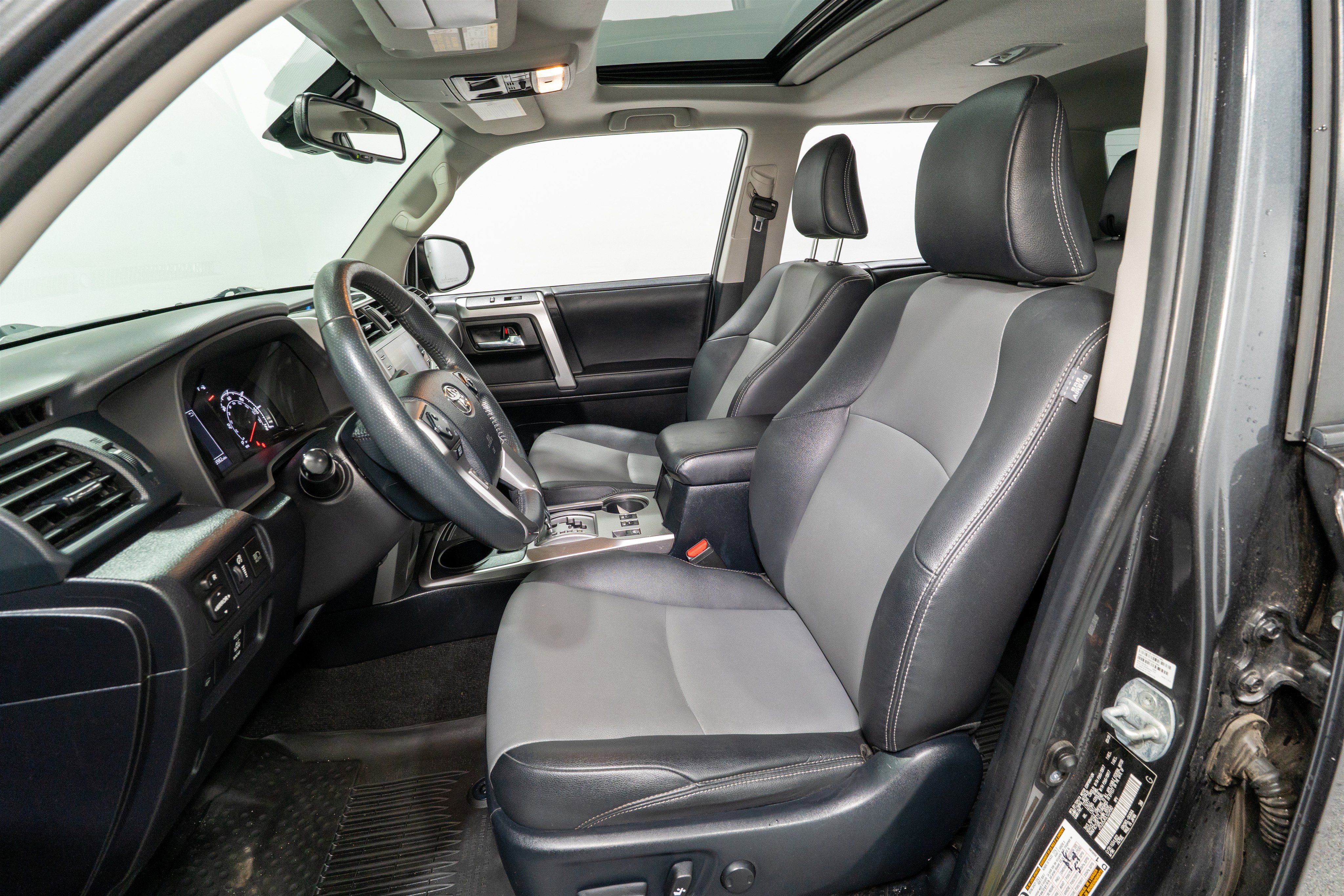 Used 2020 Toyota 4Runner SR5 Premium w/ Moonroof Package image 14