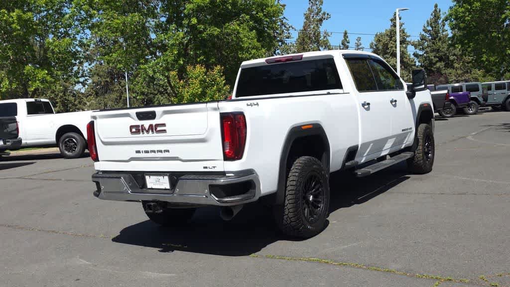 Used 2022 GMC Sierra 3500 SLT w/ Driver Alert Package I AWD/4WD image 8
