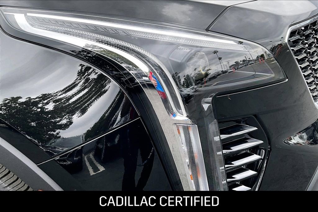 Used 2023 Cadillac XT4 Premium Luxury w/ Cold Weather Package image 25