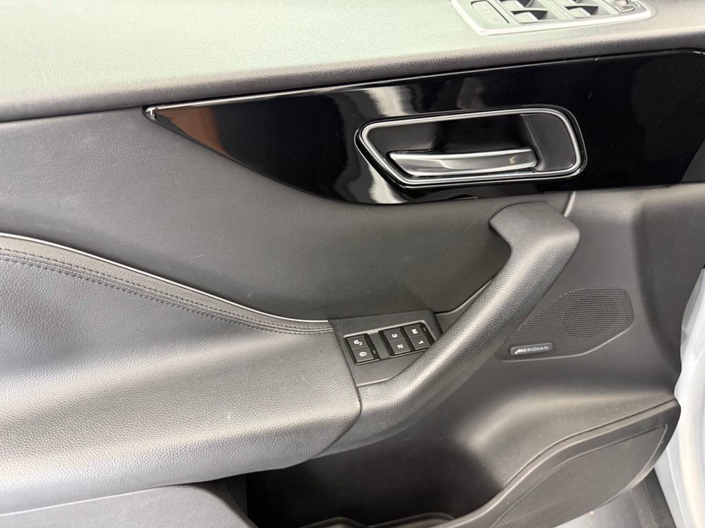 Used 2019 Jaguar F-PACE Premium AWD/4WD image 42