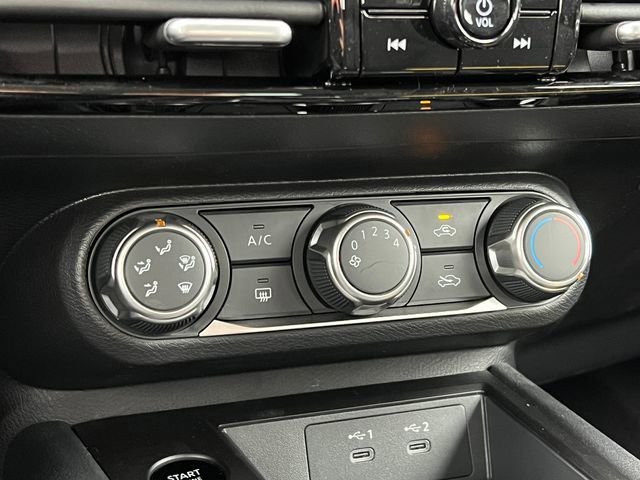 New 2026 Nissan Kicks S image 18