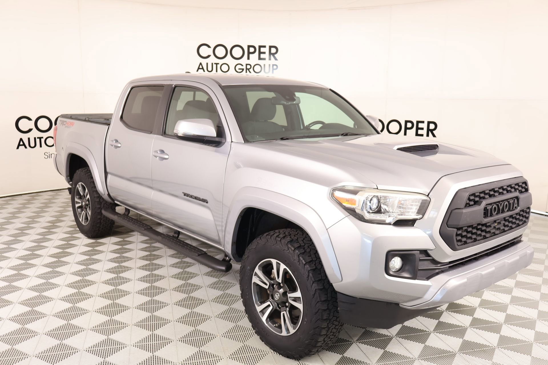 Used 2018 Toyota Tacoma TRD Sport w/ Technology Package