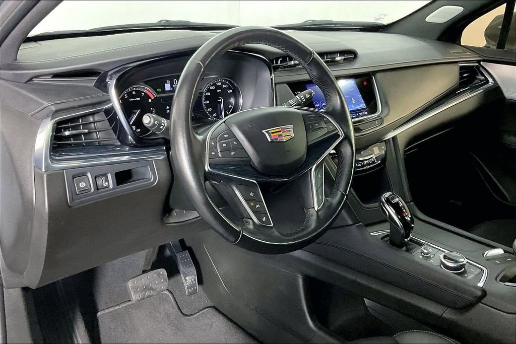 Used 2024 Cadillac XT5 Premium Luxury image 17