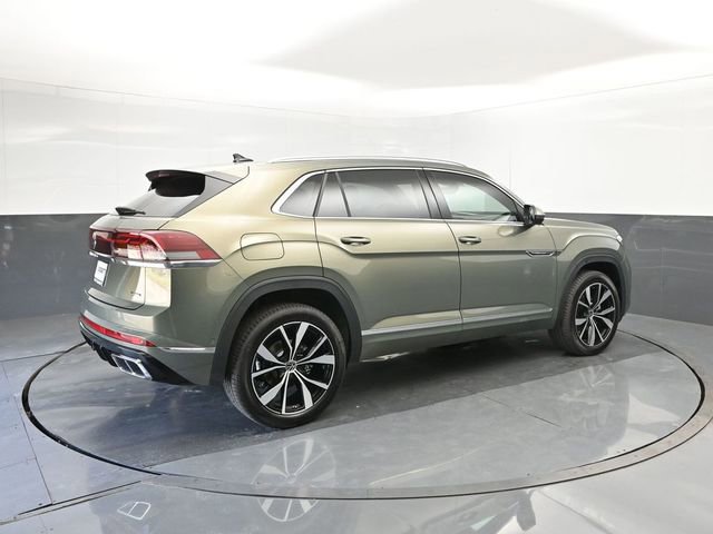 New 2025 Volkswagen Atlas Cross Sport SEL Premium R-Line image 15
