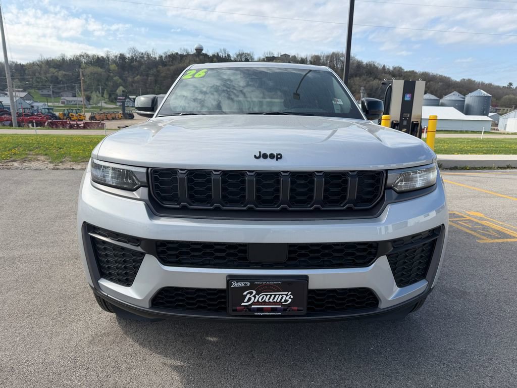 New 2026 Jeep Grand Cherokee Altitude AWD/4WD image 2