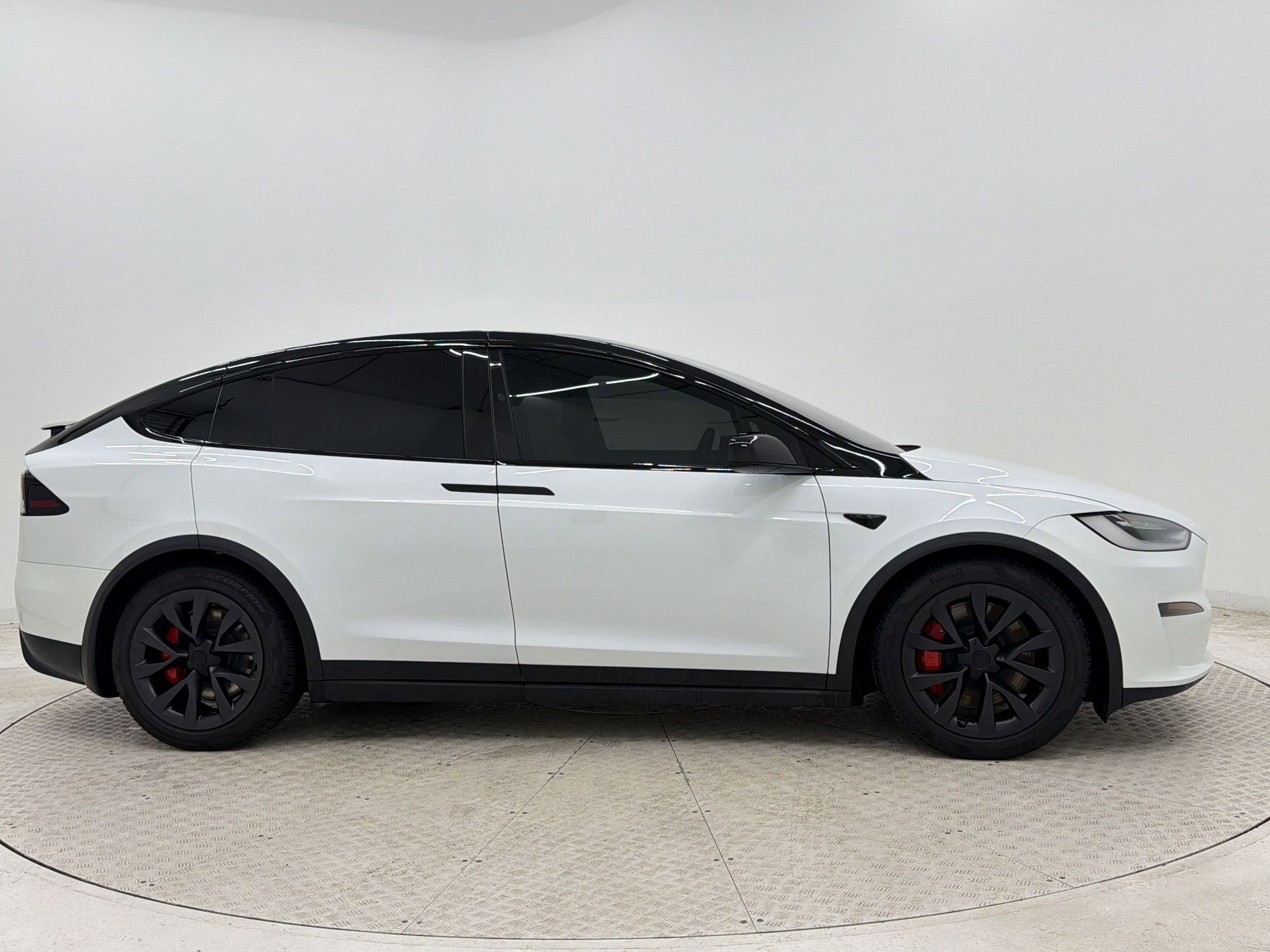 Used 2023 Tesla Model X Plaid AWD/4WD image 8