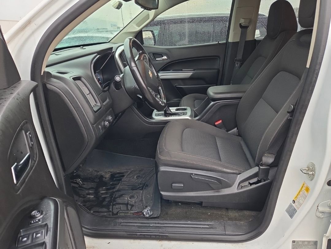 Used 2016 Chevrolet Colorado LT w/ LT Convenience Package image 8