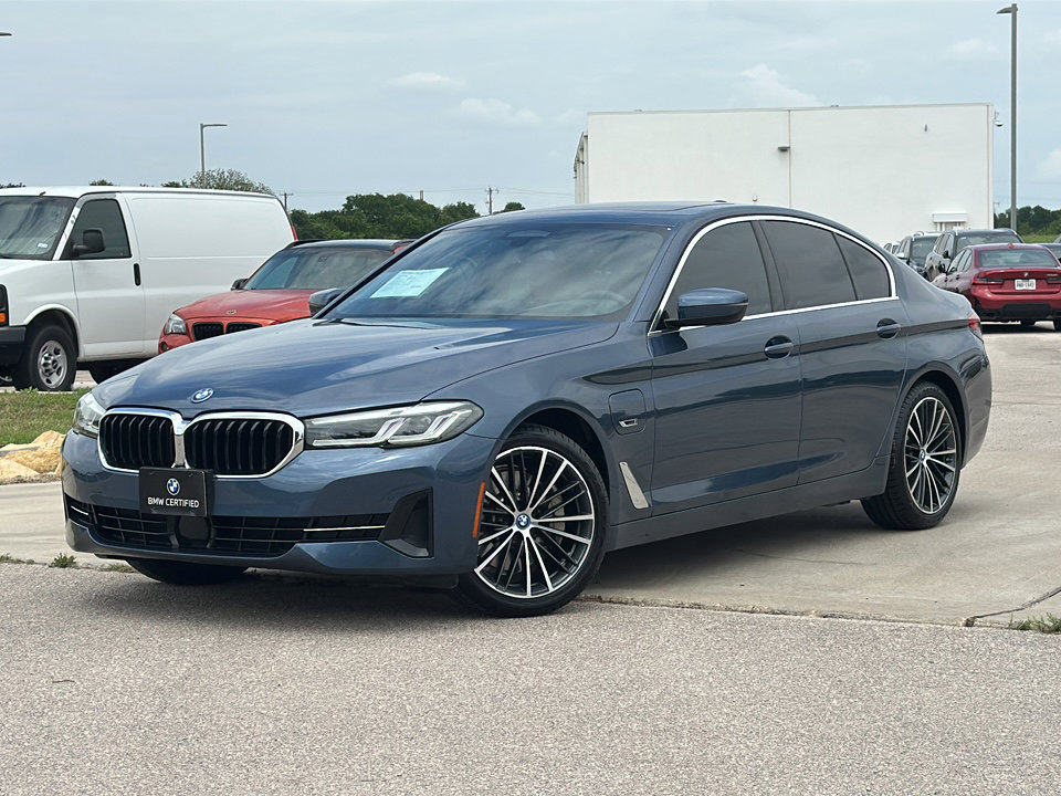 Certified 2023 BMW 530e xDrive w/ Premium Package
