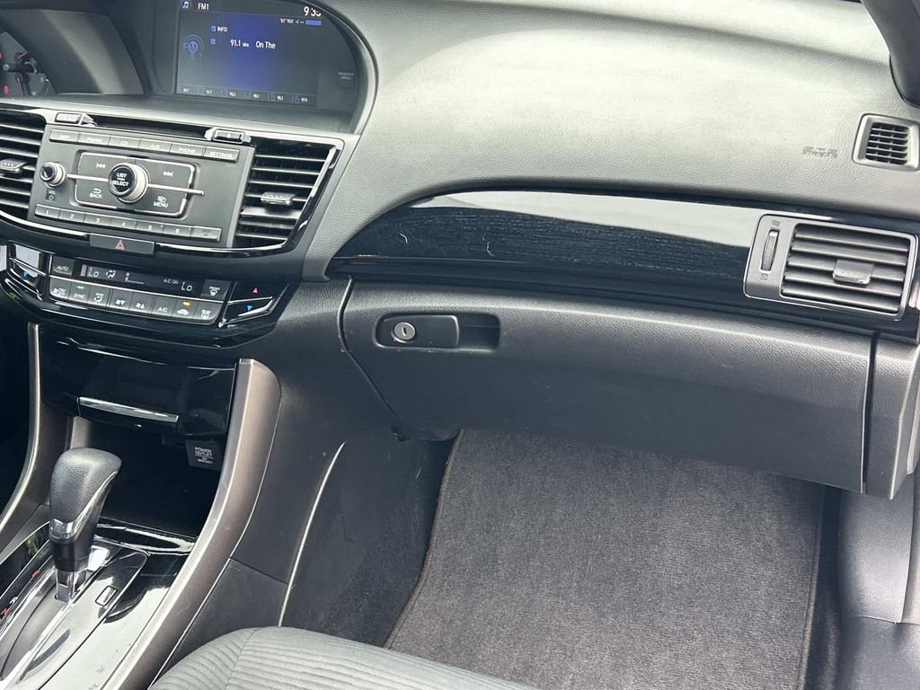 Used 2016 Honda Accord LX-S image 18
