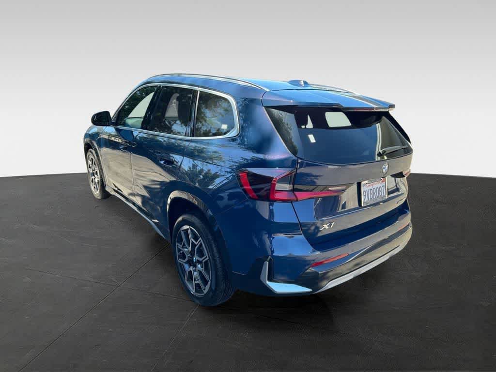 Used 2026 BMW X1 xDrive28i AWD/4WD image 4