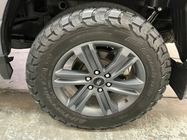 Used 2021 Ford F150 Lariat w/ Max Trailer Tow Package AWD/4WD image 11