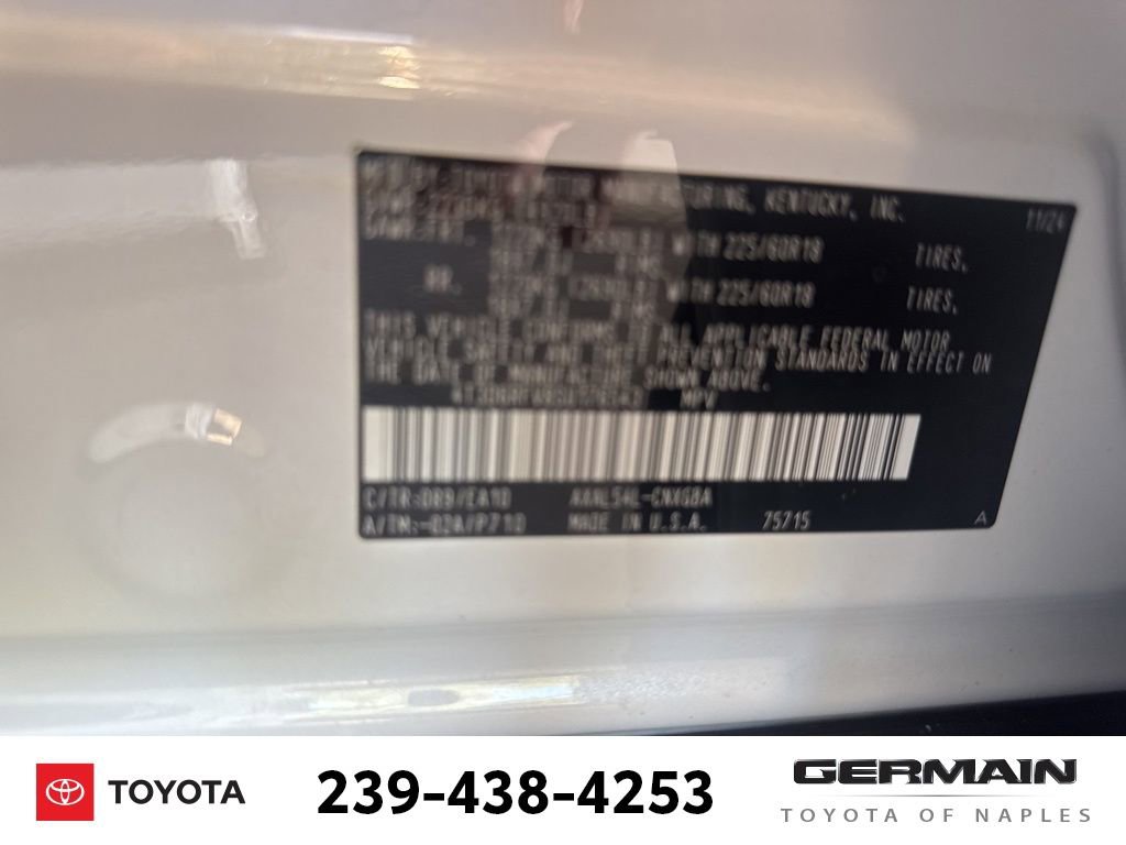 Used 2025 Toyota RAV4 Limited w/ Advanced Technology Package AWD/4WD image 23