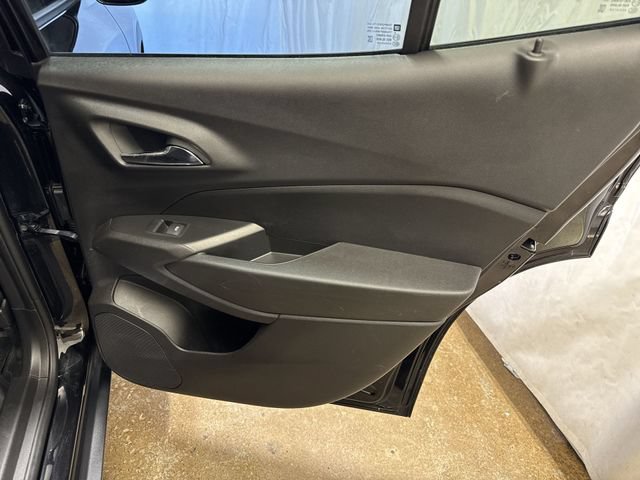 Certified 2025 Chevrolet Trax ACTIV w/ Sunroof Package FWD image 25