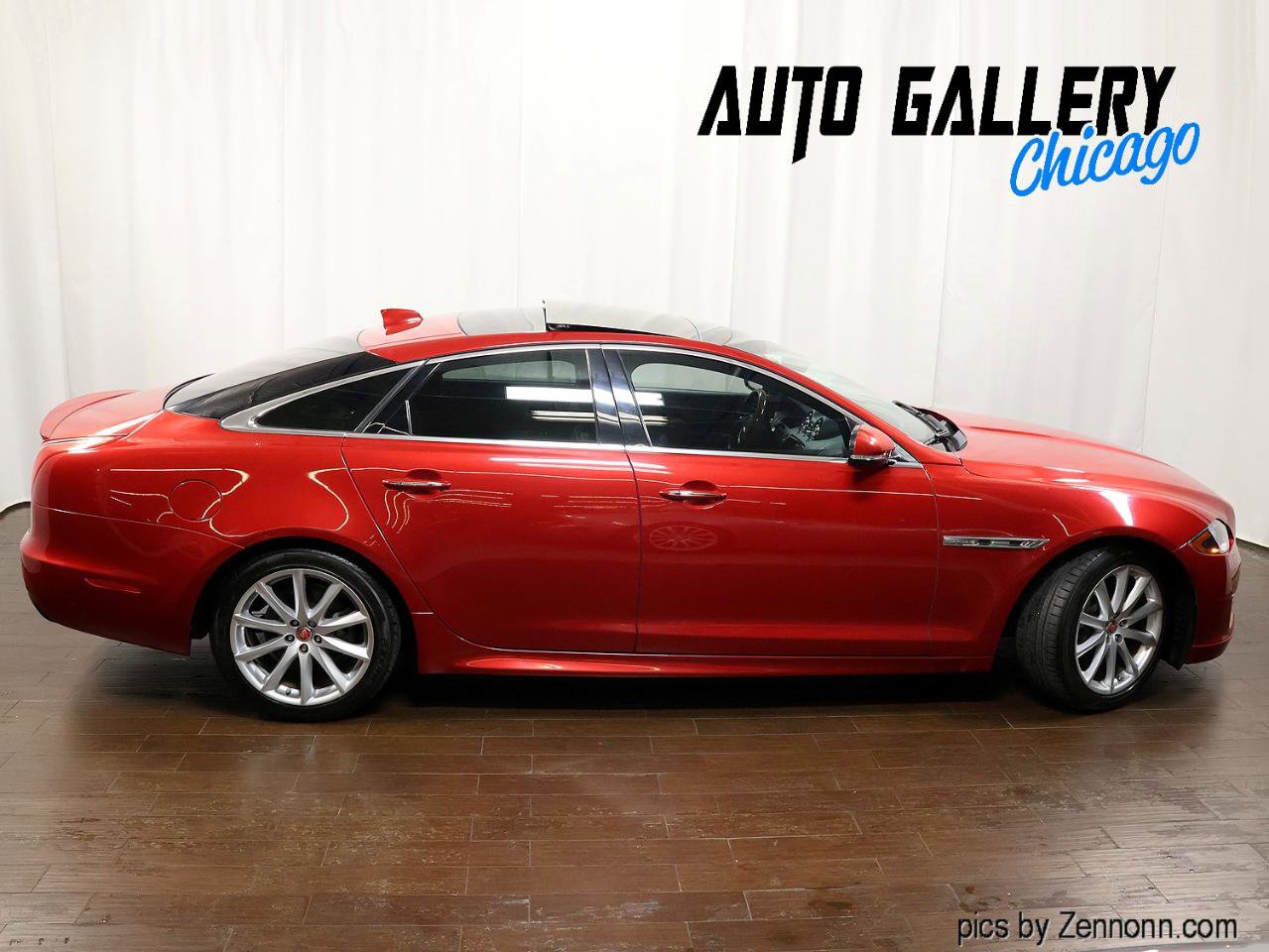 Used 2018 Jaguar XJ R-Sport image 6