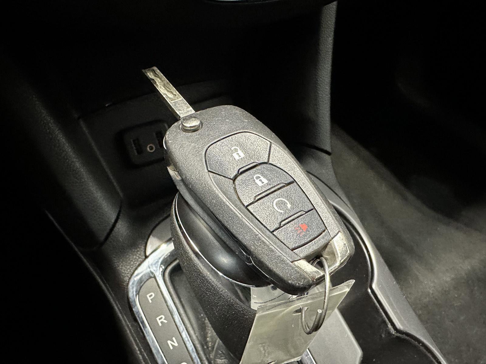 Used 2019 Chevrolet Cruze LS w/ LS Convenience Package image 25